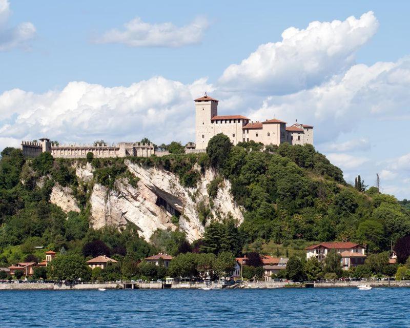 Affittacamere La Quiete Arona Buitenkant foto